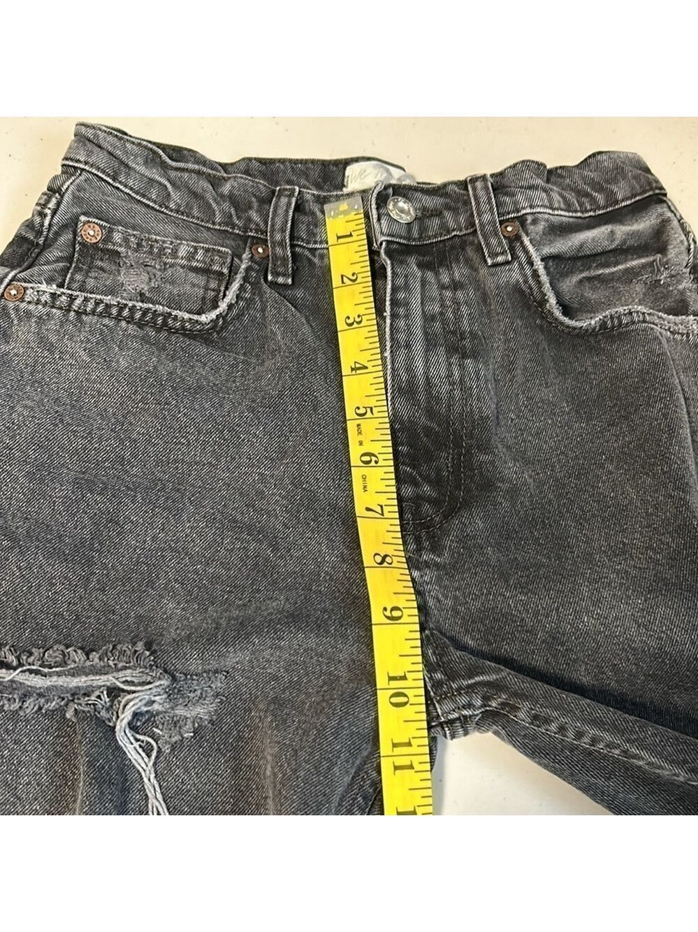 Free People We The Free Boho Festival Black Straight Leg Distressed Jeans 26 - Picture 8 of 15
